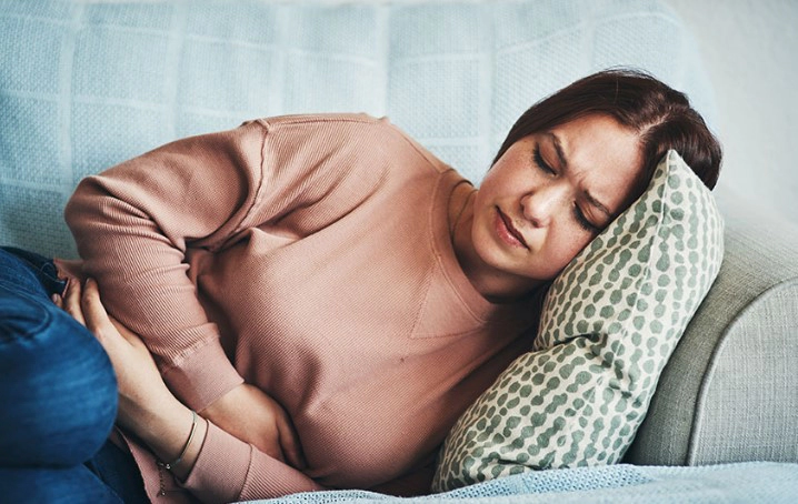 여자 왼쪽 아랫배 통증 원인 및 의심되는 병