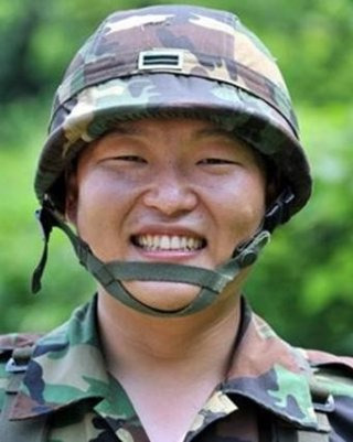 가수 싸이 군대 논란