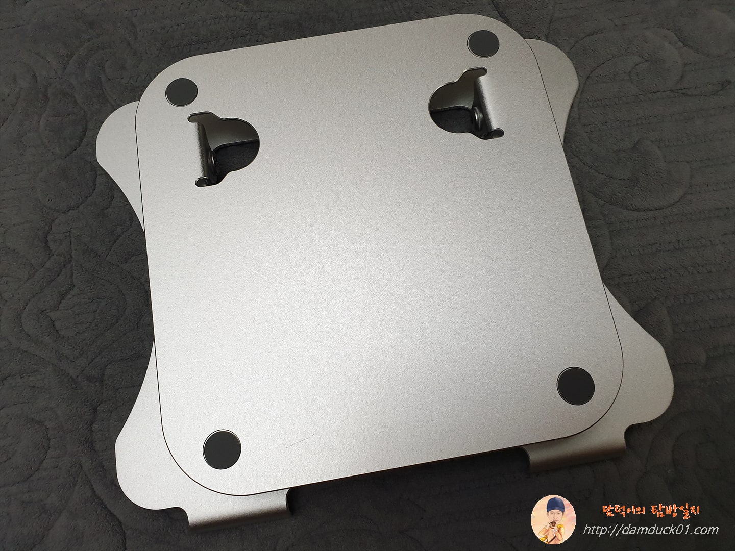 MC 515 노트북 거치대 하판