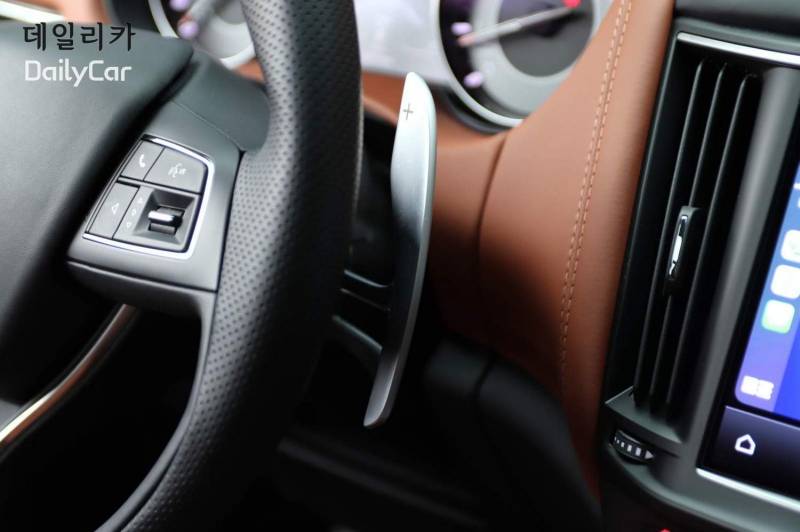 마세라티 르반떼 모데나 S