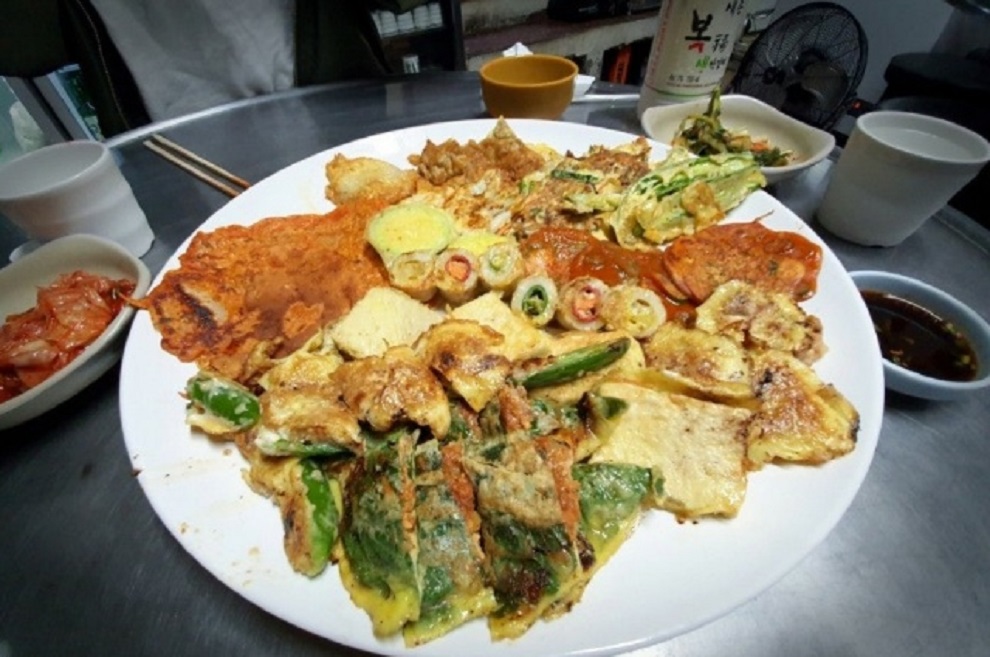 백반기행-세종-조치원-모듬전-새마을전집