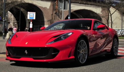 페라리 812 슈퍼페스트 관련 사진