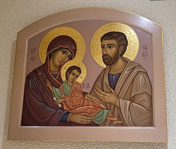 서울 양원성당 안에 있는 성가정 이콘입니다. 최경순 사비나 작가님의 작품입니다.