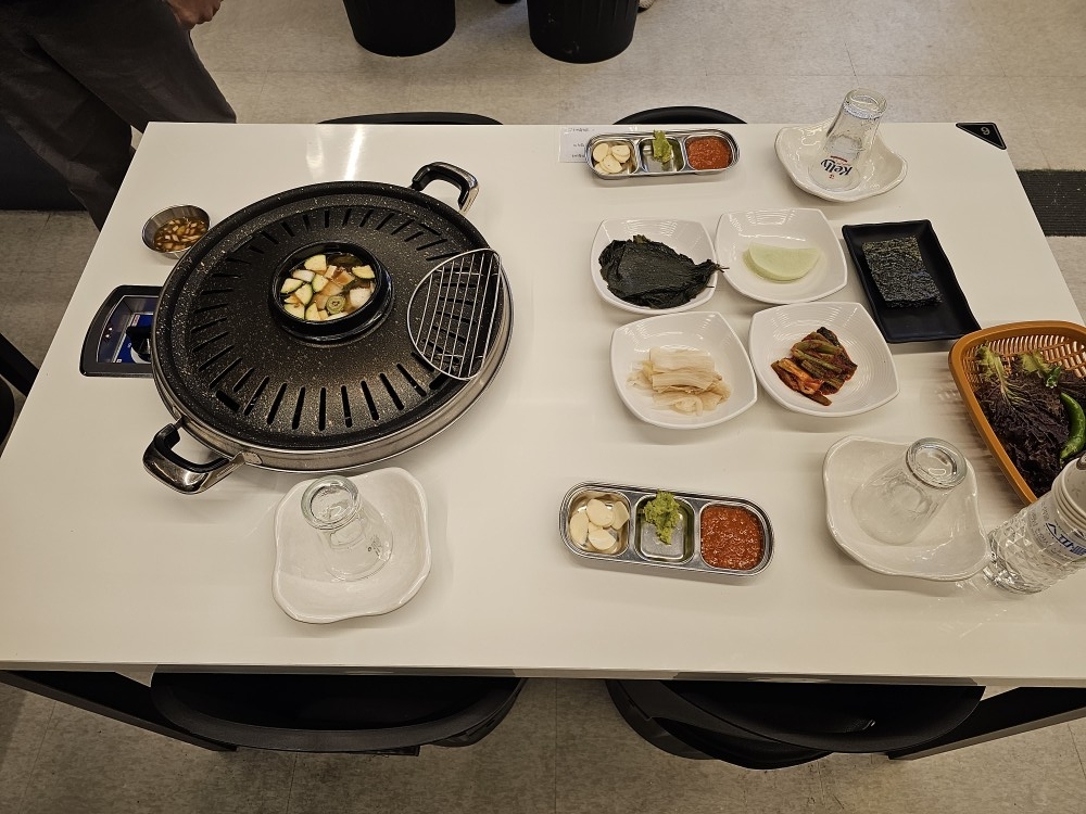 뚱삼겹 뚱소 차림