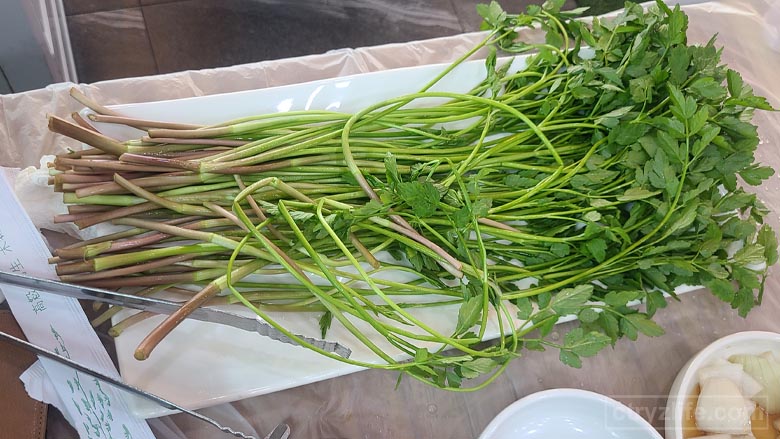 청도미나리-맛집-미나리