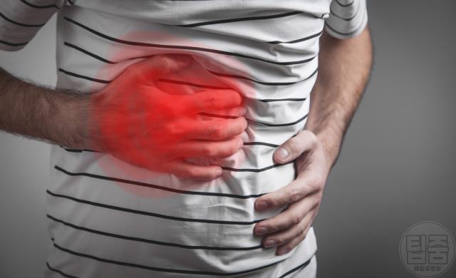 간암 의심 증상 오른쪽 위 배 통증