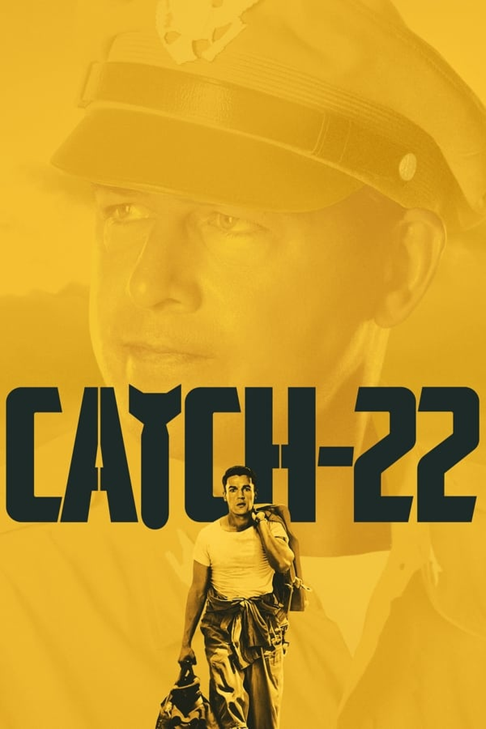 "전쟁 드라마 명작! "캐치-22 (Catch-22)" 공식 포스터. 미드 역사상 최고의 풍자극! 전쟁의 비극과 유머가 공존하는 HBO 걸작 시리즈. 지금 바로 확인하세요!"
