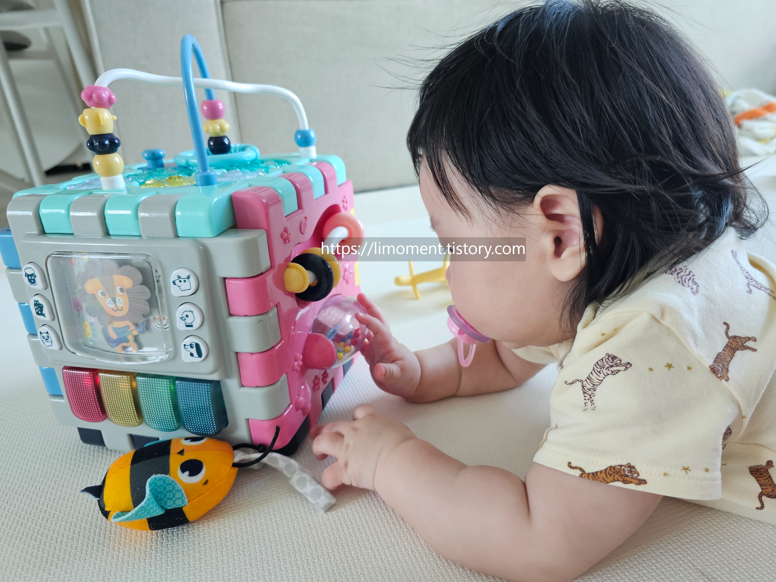 손주가 낯가릴 때 조부모는 어떻게 해야 할까요