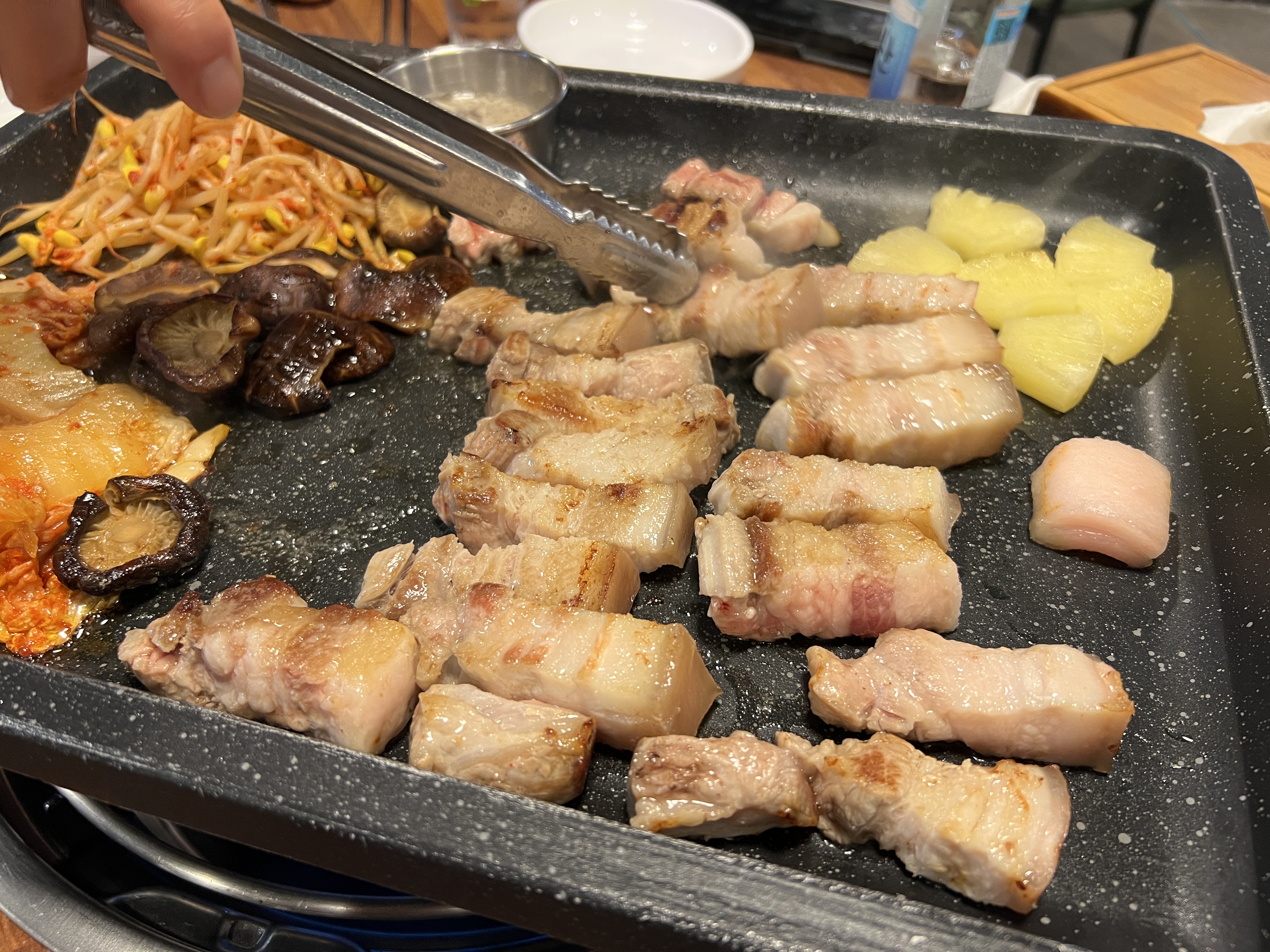 제주 동문시장 흑돼지맛집