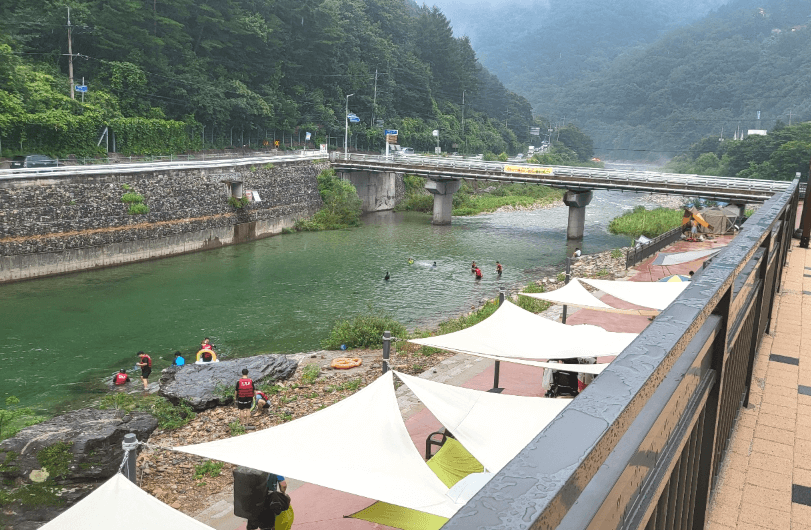 항아리바위계곡