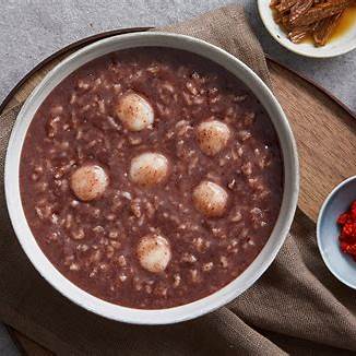 동지의 유래와 팥죽 전통의 상징성