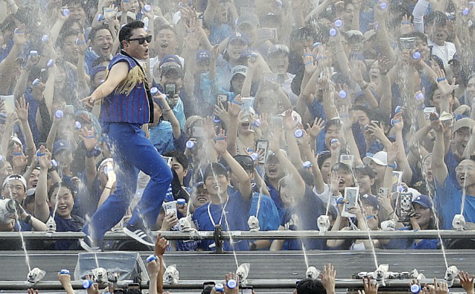 싸이 흠뻑쇼 2025 티켓팅 일정&amp;#44; 가격&amp;#44; 준비물 총정리 (+게스트 정보까지)