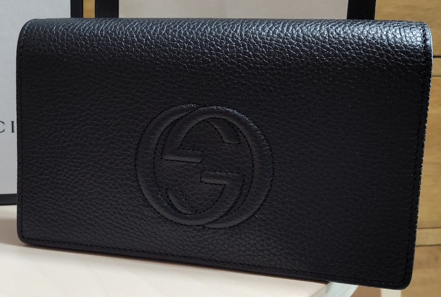 구찌 마몬트 마틀라세 소호 체인 미니 크로스백을 확대한 사진입니다.