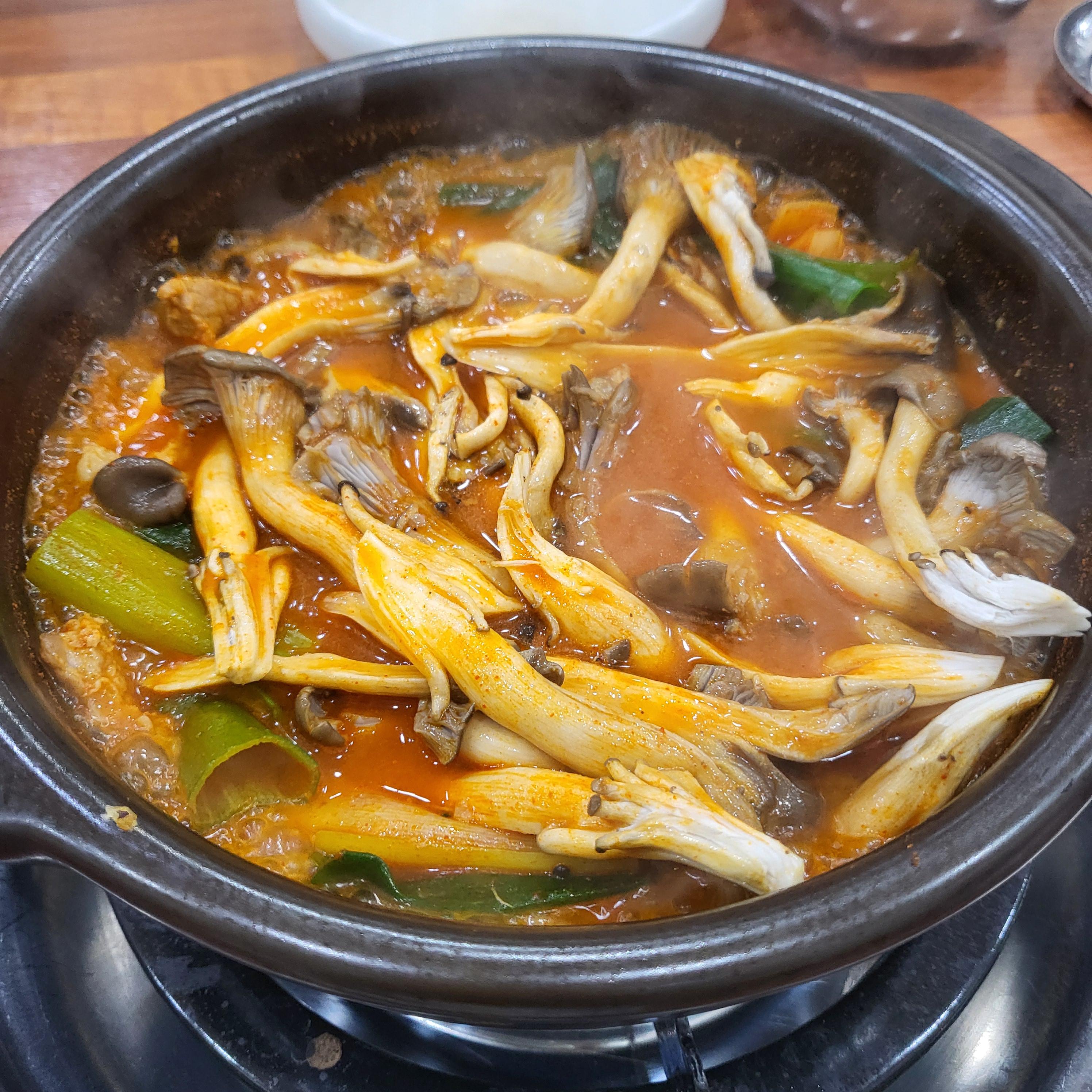 옥산 짜글이 맛집 (백송 짜글이), 백송짜글짜글