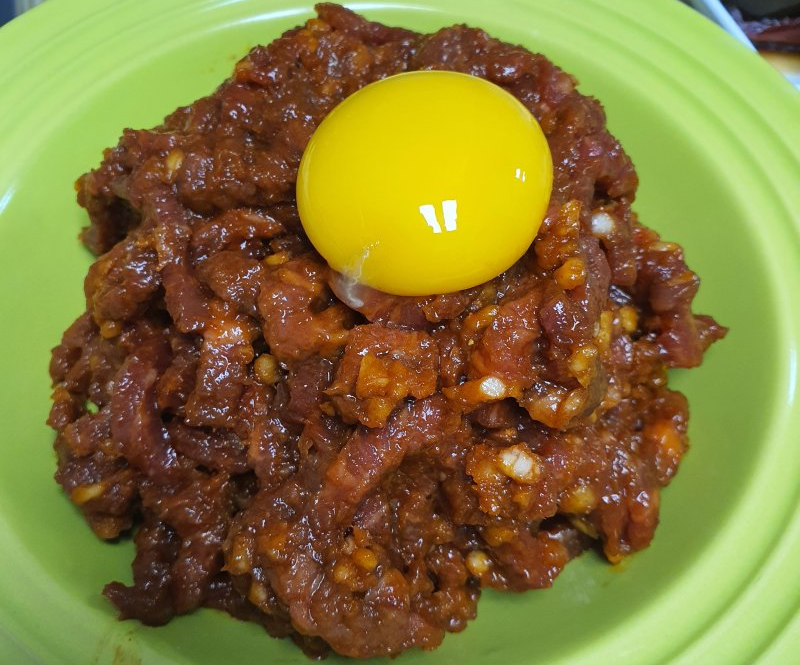 맛있게-양념된-육회