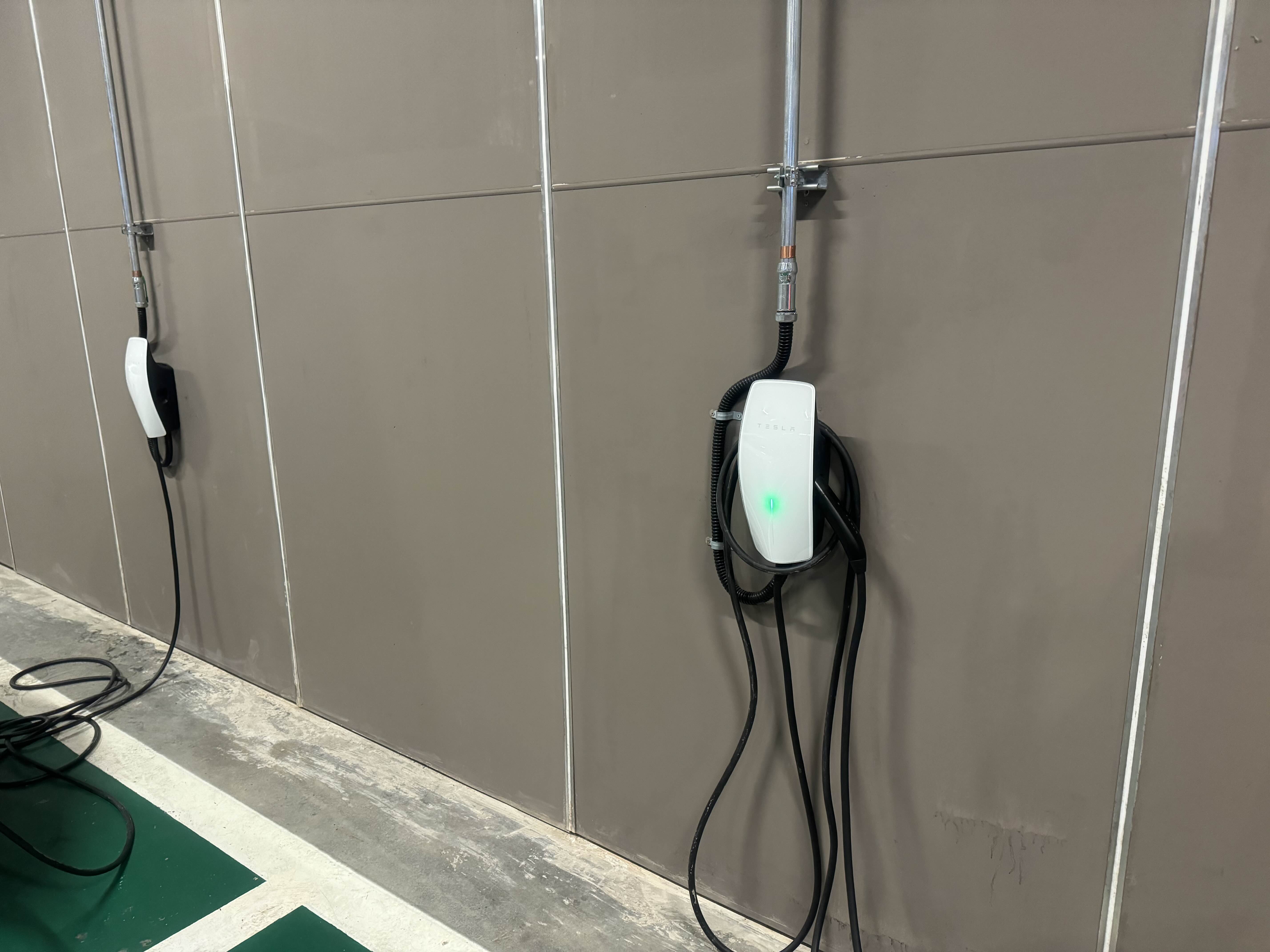 테슬라 무료 충전기