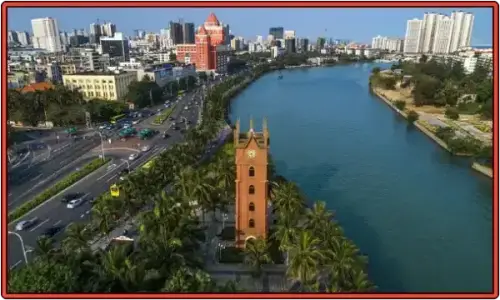 상공에서 보는 하이난 하이커우 시계탑