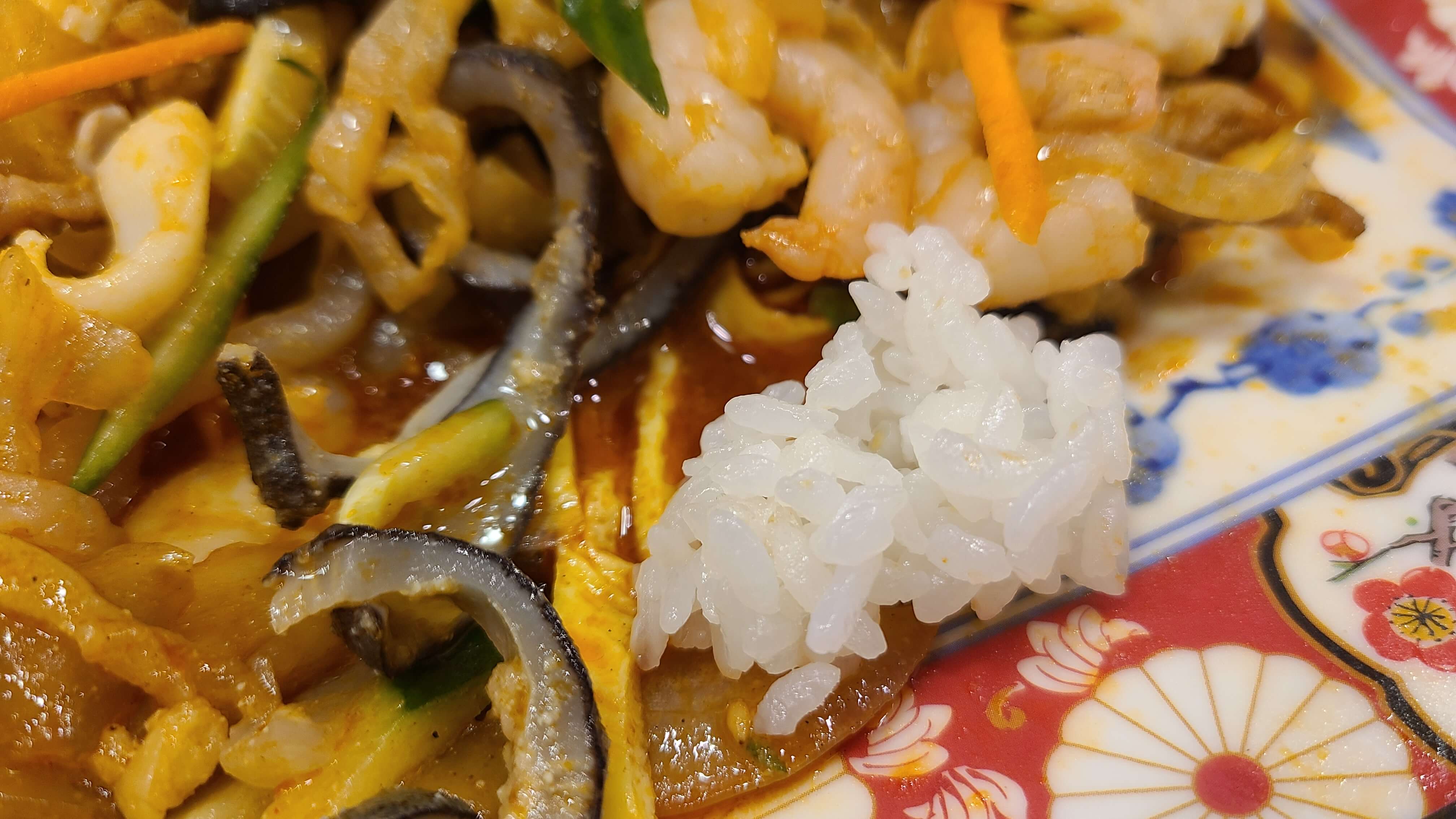 교대원-양장피-공기밥-맛