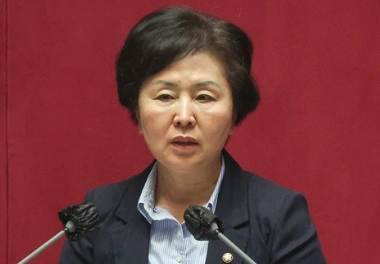 김영선 국회의원 프로필 나이 고향 학력 재산