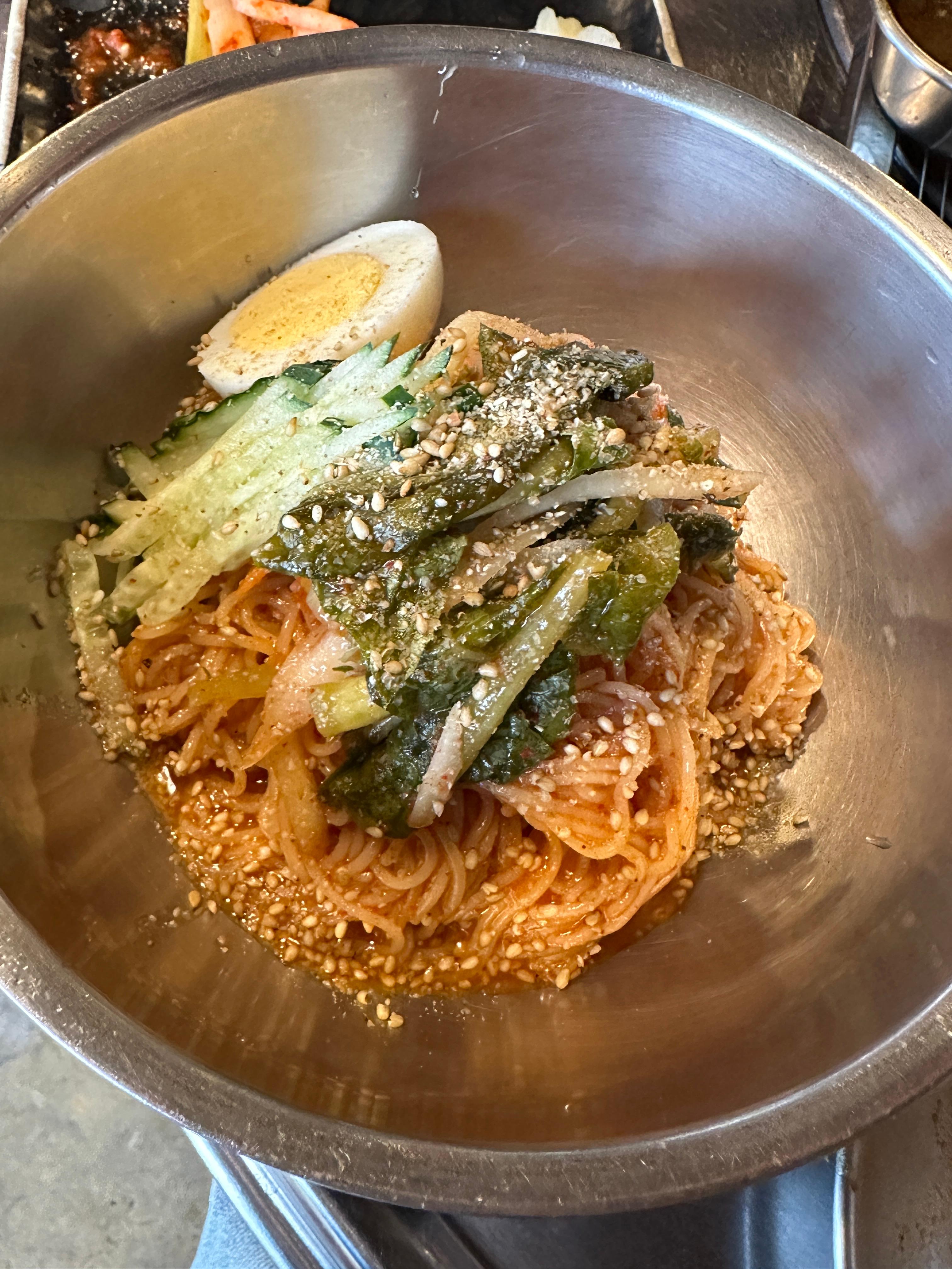 돈벨롱 열무비빔국수