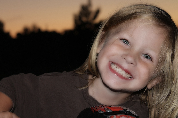 아이의 웃는 얼굴