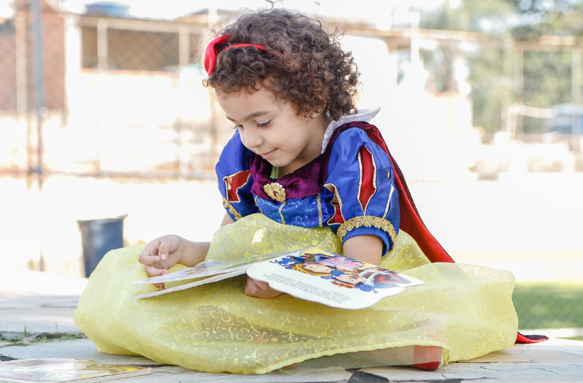 월트 디즈니 컴퍼니의 굿즈 디자인 트렌드, 폰트 디자인, 로고 변천사