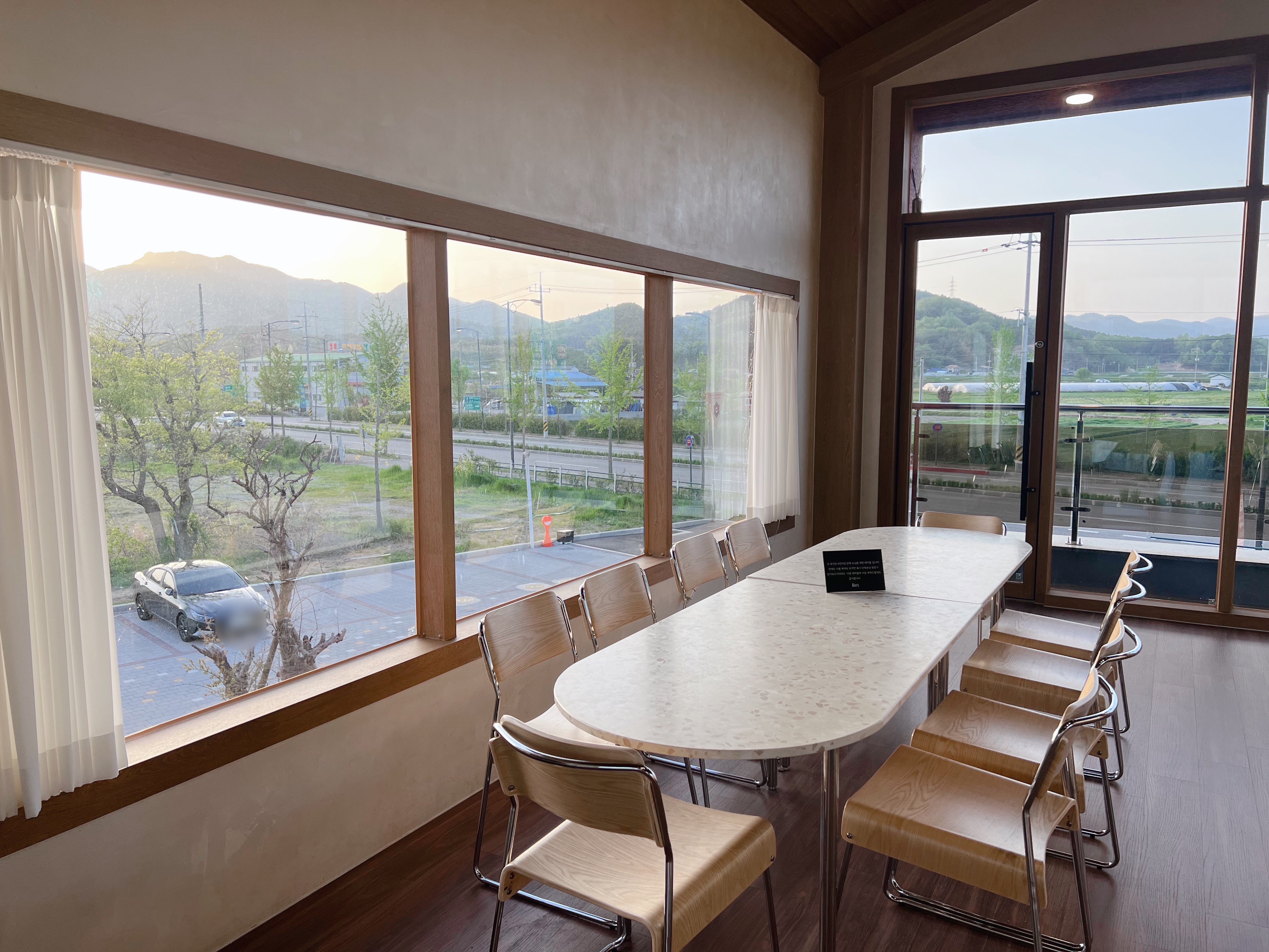 담양 단체석 있는 카페 버트카페