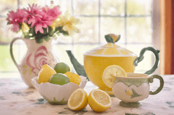 차 마시며 집중력 높이는 방법, 찻잔 세트와 레몬