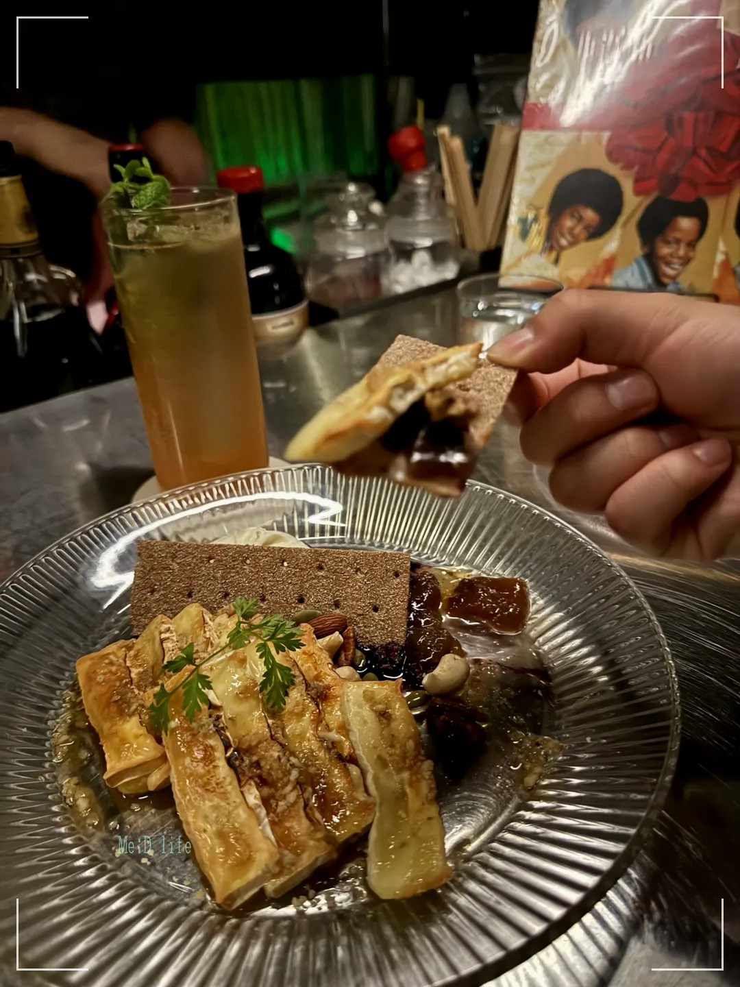 부산-광안리-LP바-바스터드-위스키-칵테일-구운-브리치즈-계절과일