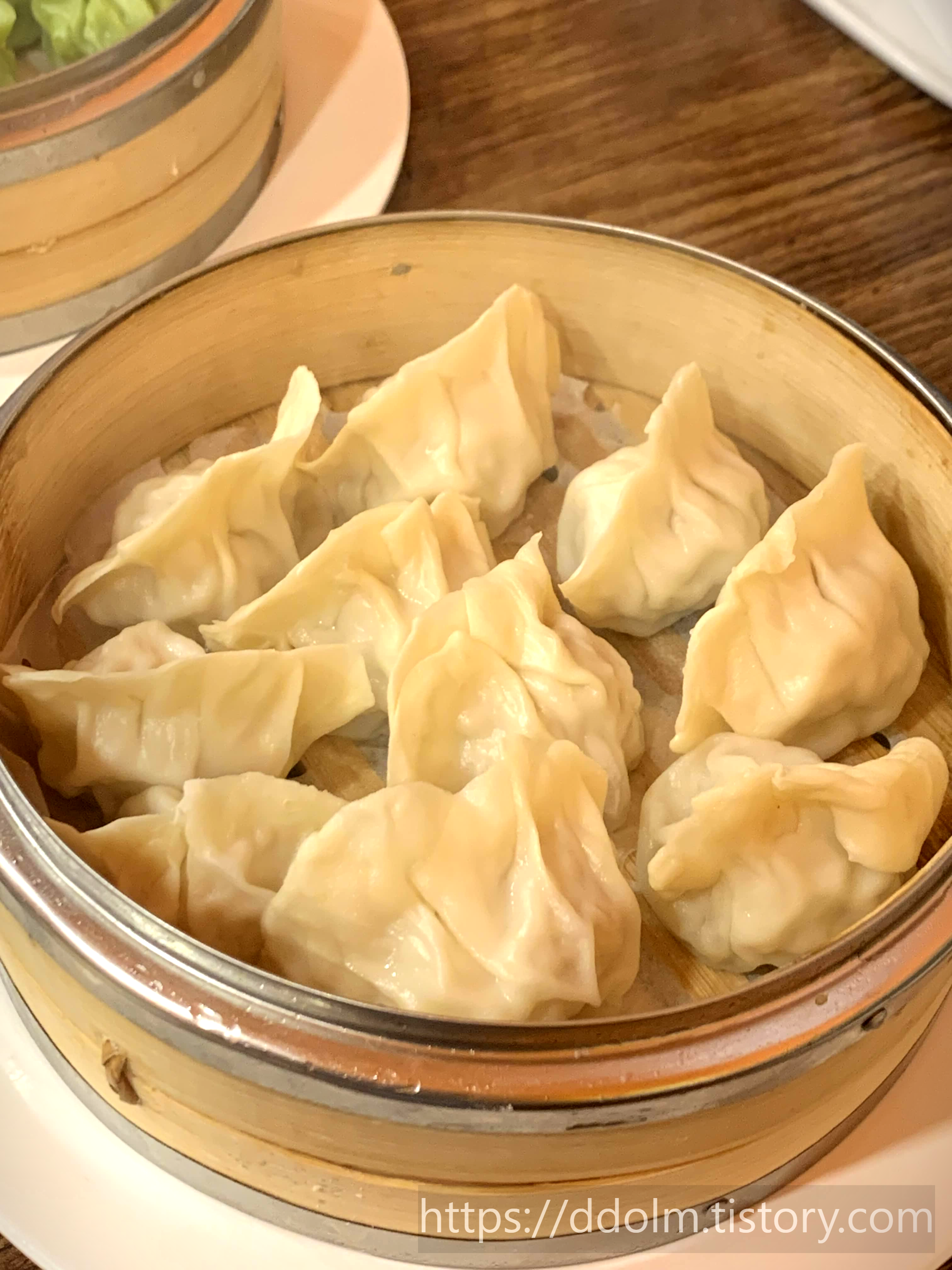 이태원 야상해 만두 새우만두