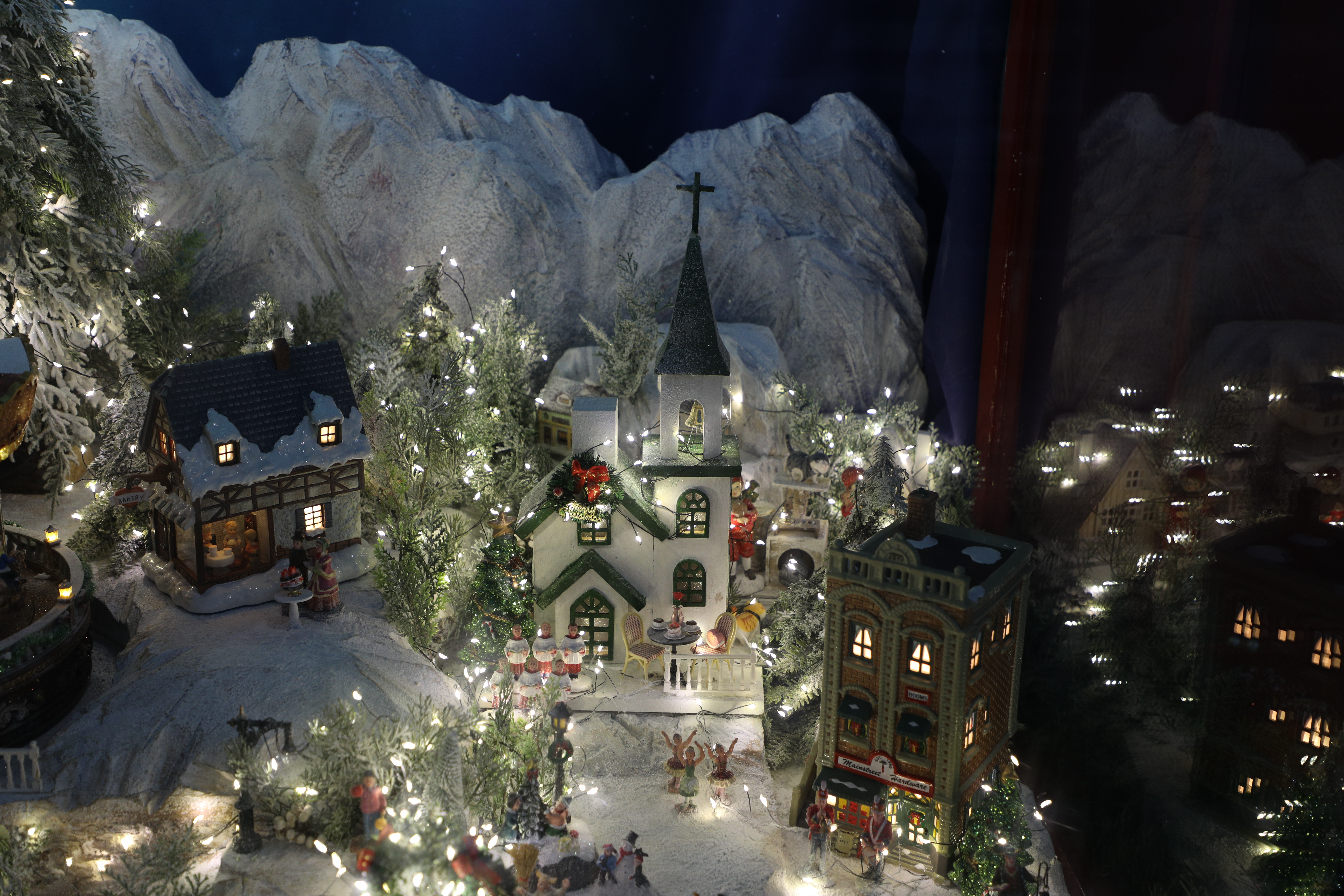 올네이션스목자의기도원-크리스마스트리