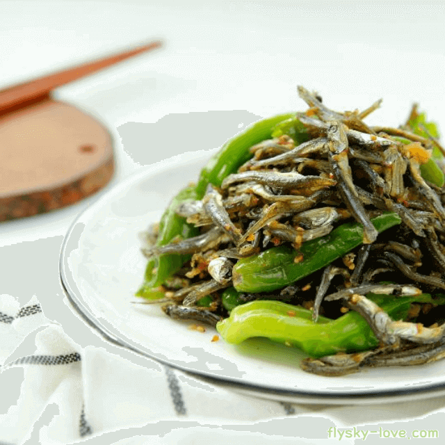 멸치와 함께 볶은 꽈리고추