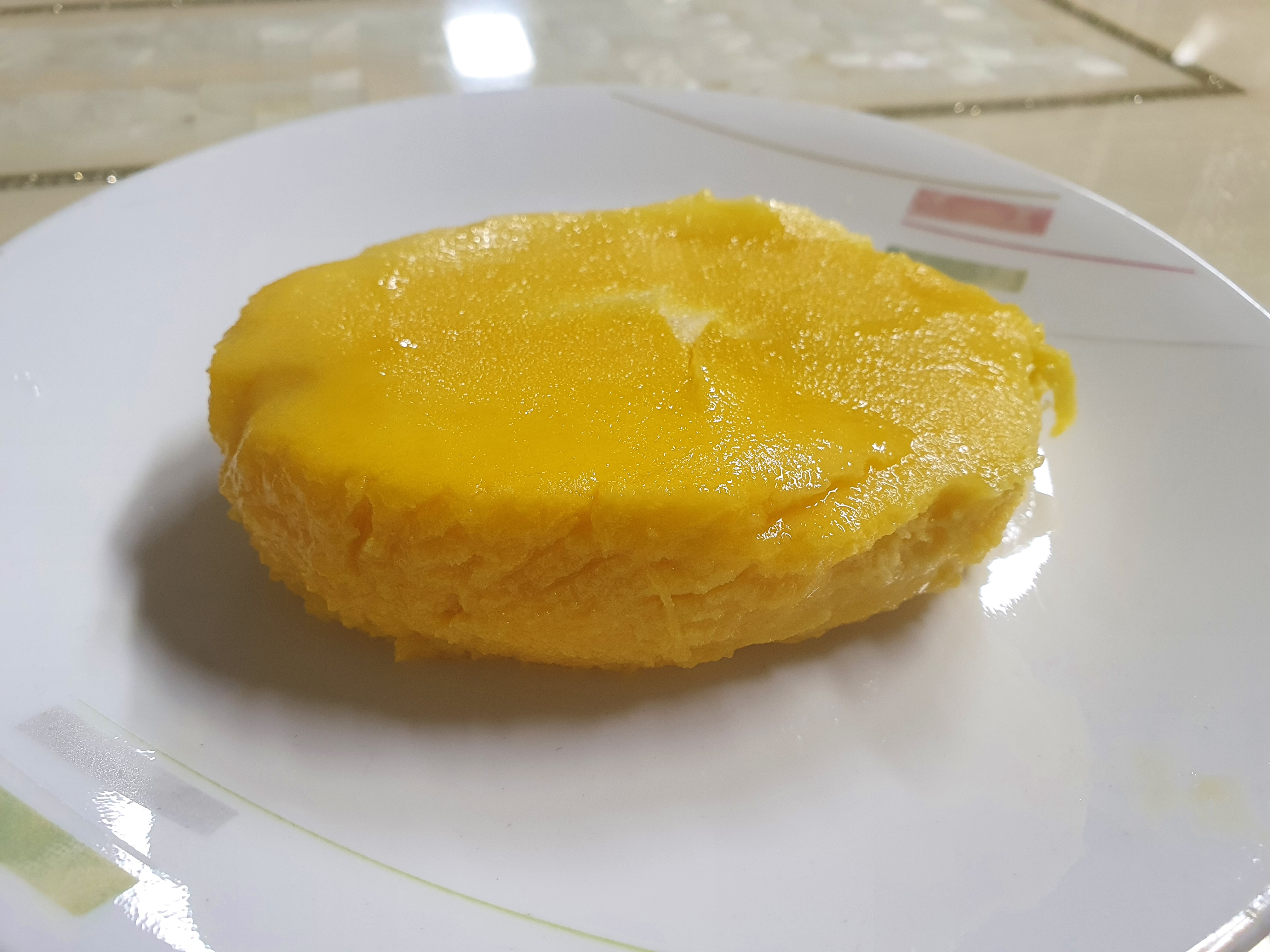 애플망고 뼈?! ㅎㅎ 망고가 커서 씨에 붙은 망고 과육도 많음 ^^