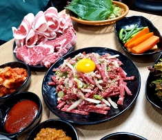 차돌박이-육회