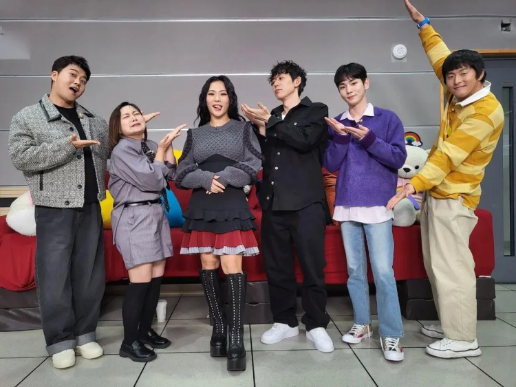 박나래활동중단, 박나래갑질논란, 박나래불법의료, 박나래전매니저고소, 주사이모논란, 나혼자산다하차, 박나래공식입장, 박나래법적분쟁