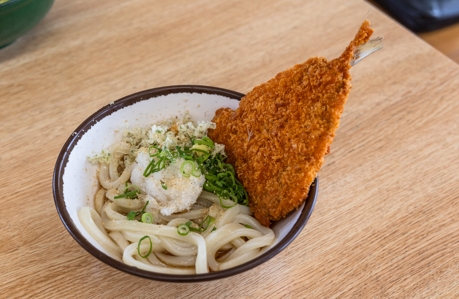 다카마쓰 우동 사카에다 우동 아지후라이
전갱이 튀김