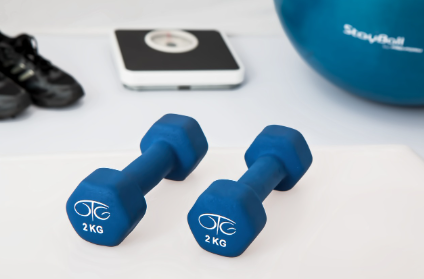 실내에서 할 수 있는 간단한 홈트레이닝