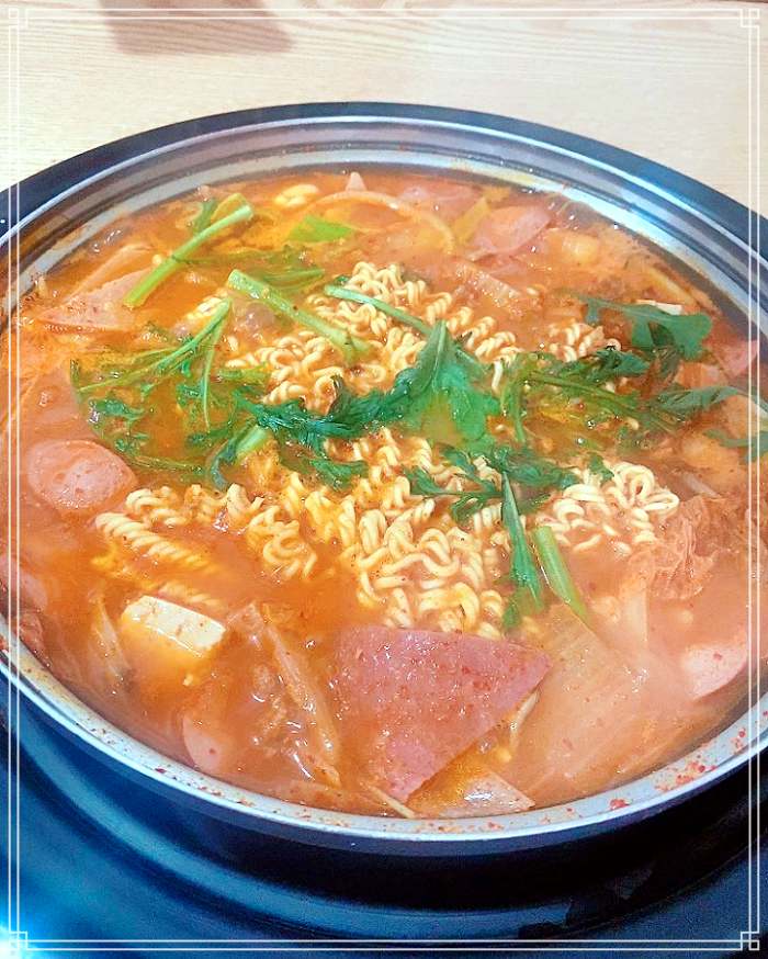 이만기 동네한바퀴 용산, 이촌, 서빙고 2대째 이어오는 모둠 스테이크, 부대찌개 맛집