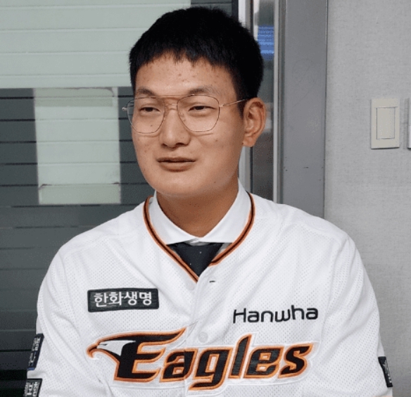 한화 김서현 인스타 비공개 계정 SNS 논란 폭로 제보자 정체 pitching_analyst