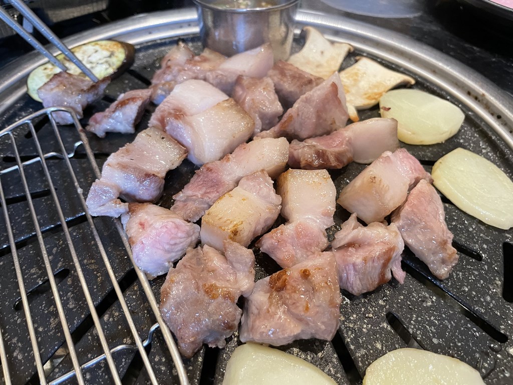 용이네뒷고기