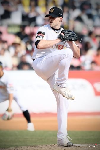 kt wiz 벤자민 계약금