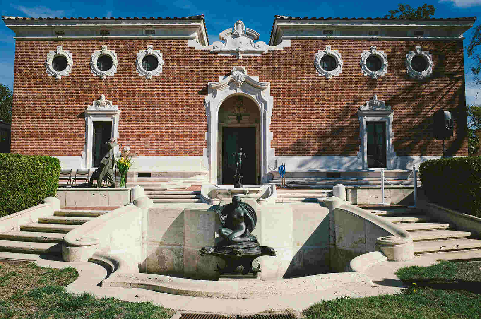 윌리엄 앤드류스 클락 기념 도서관 – 고전 문헌과 예술의 보물창고