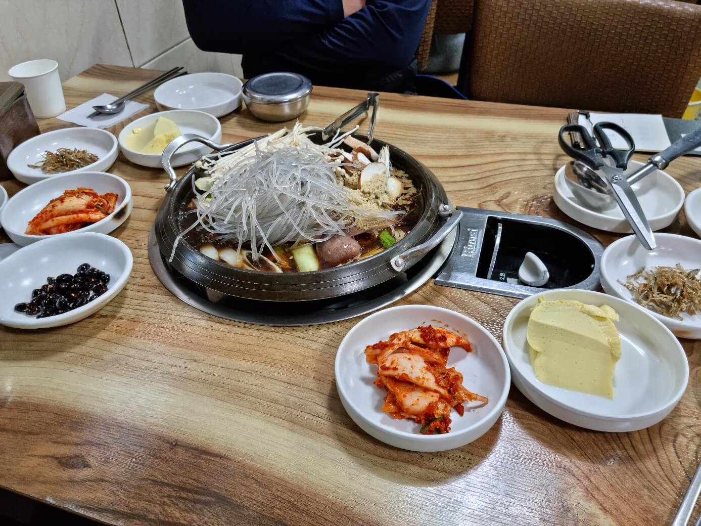 전주옥-오징어-불갈비찜-세팅된-모습