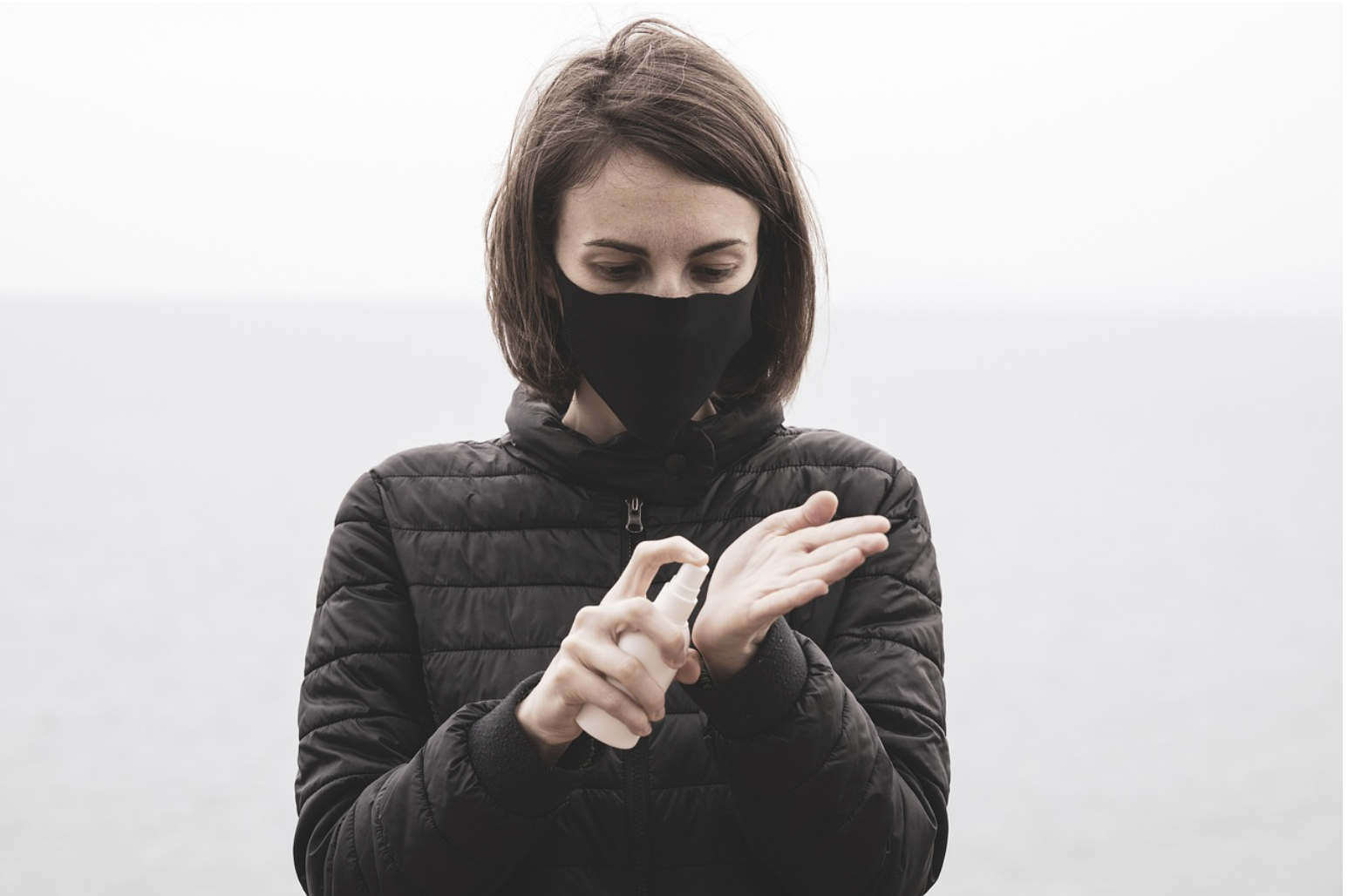 개인위생 관련 마스크 및 손소독 사진