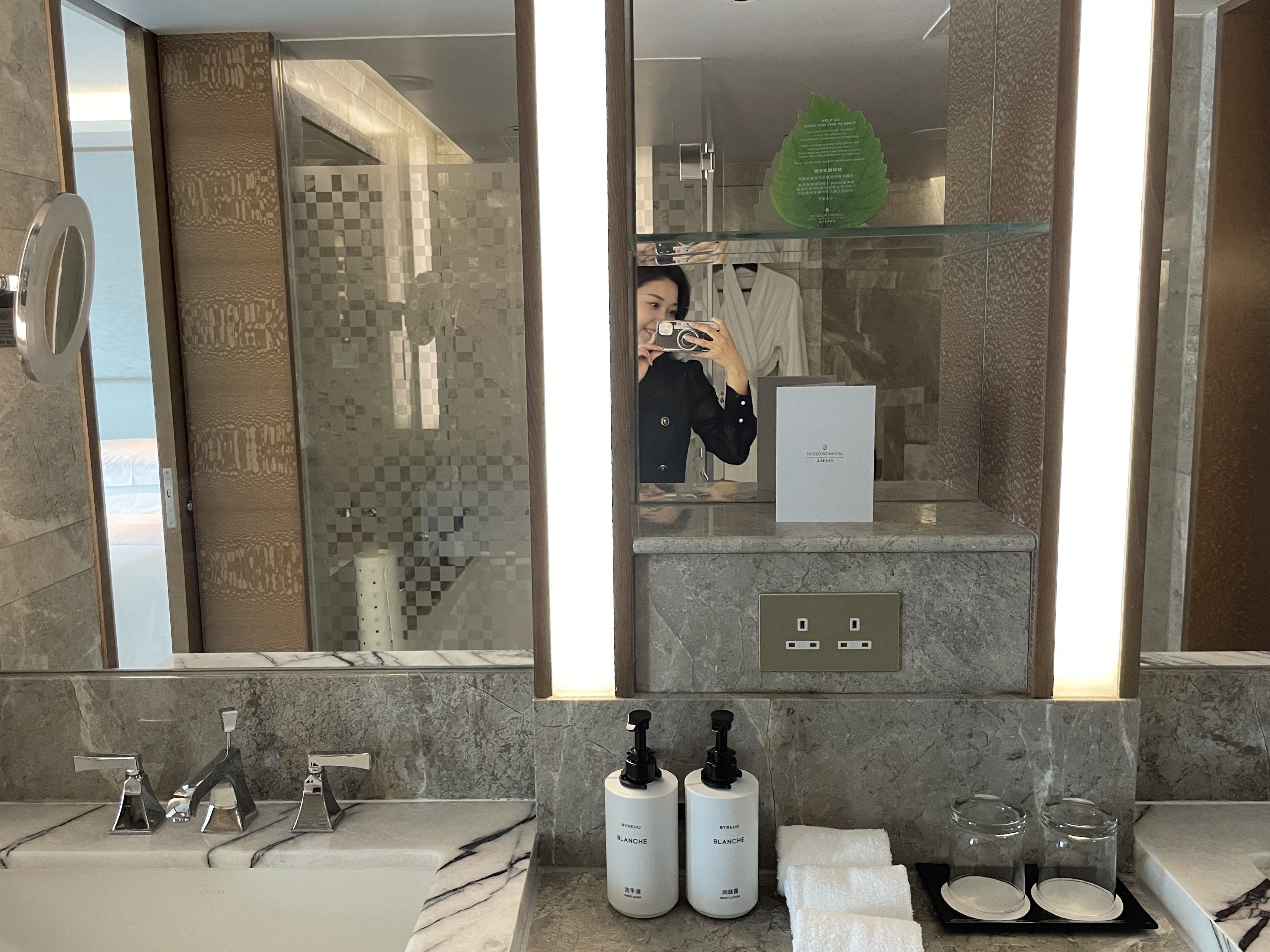 객실 화장실 내부