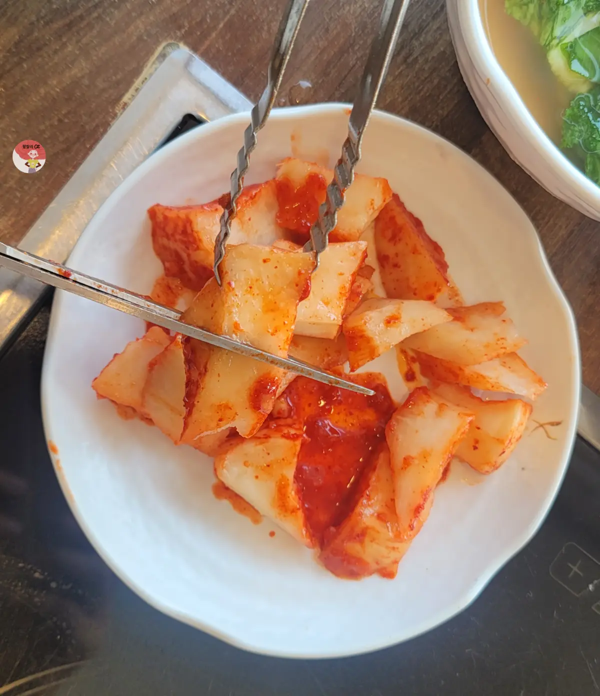 경기-구리시-묘향만두-사이드-디쉬-무김치