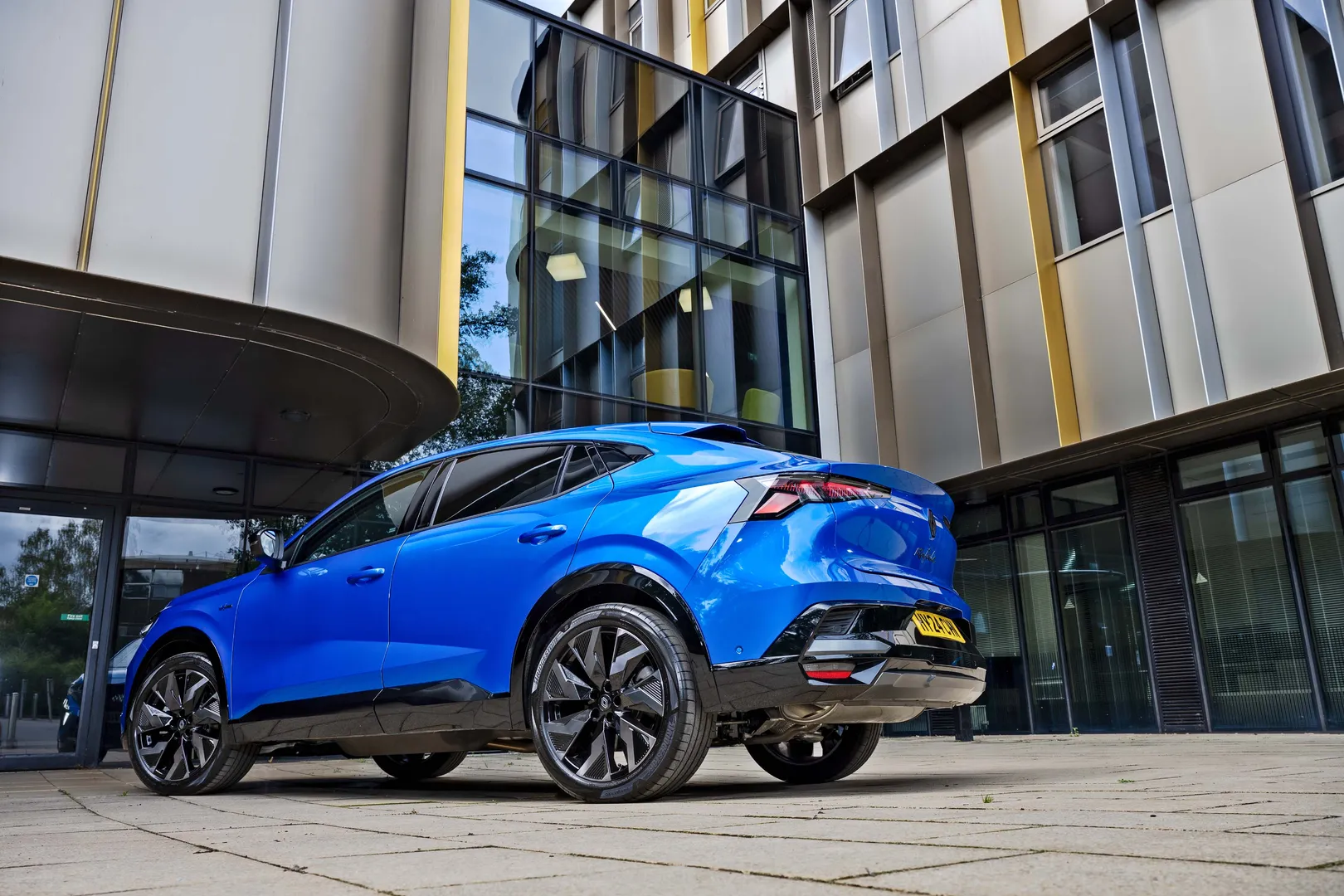 르노 라팔 E-Tech 하이브리드 차량 및 정보 이미지