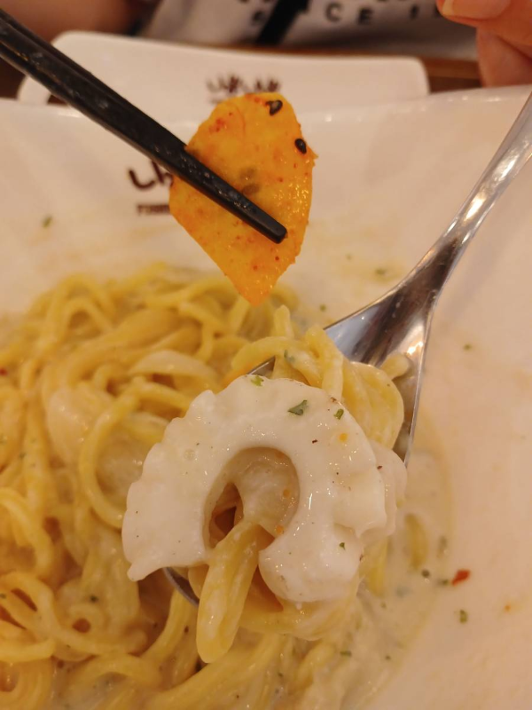 니뽕내뽕 크뽕 한젓가락