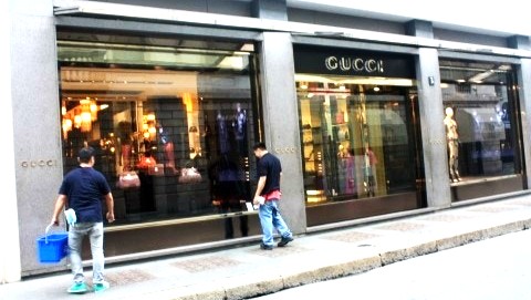 몬테 나폴레오네 명품 거리