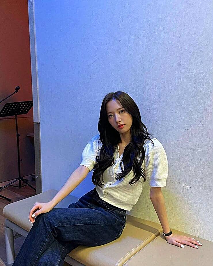 가수-겸-배우-김지연